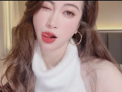 wuyueaini video