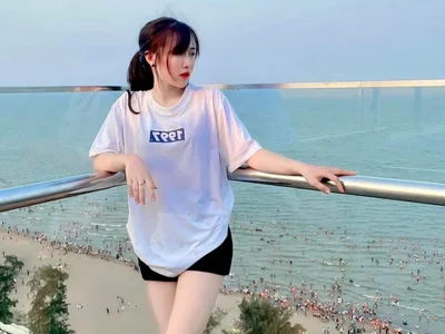 Lann_funny webcam livesex profile in japanese cams